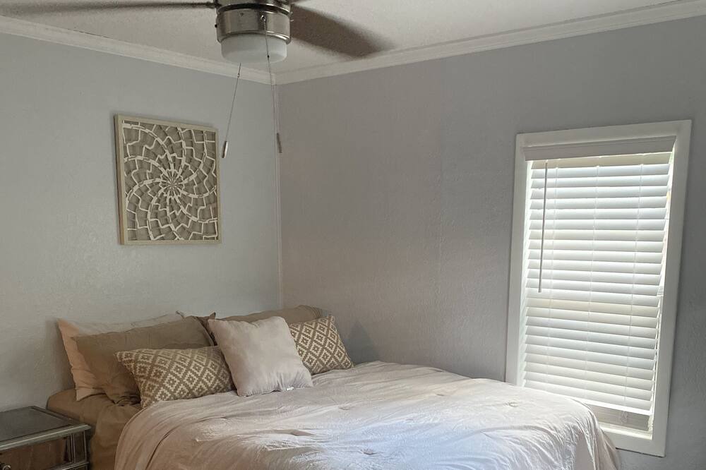 Photo of Bedroom in Plant City