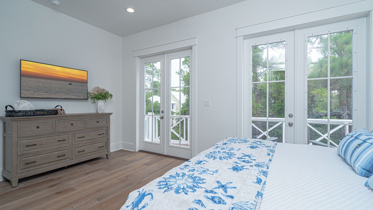 Photo of Bedroom in Lakeside at Blue Mountain Beach