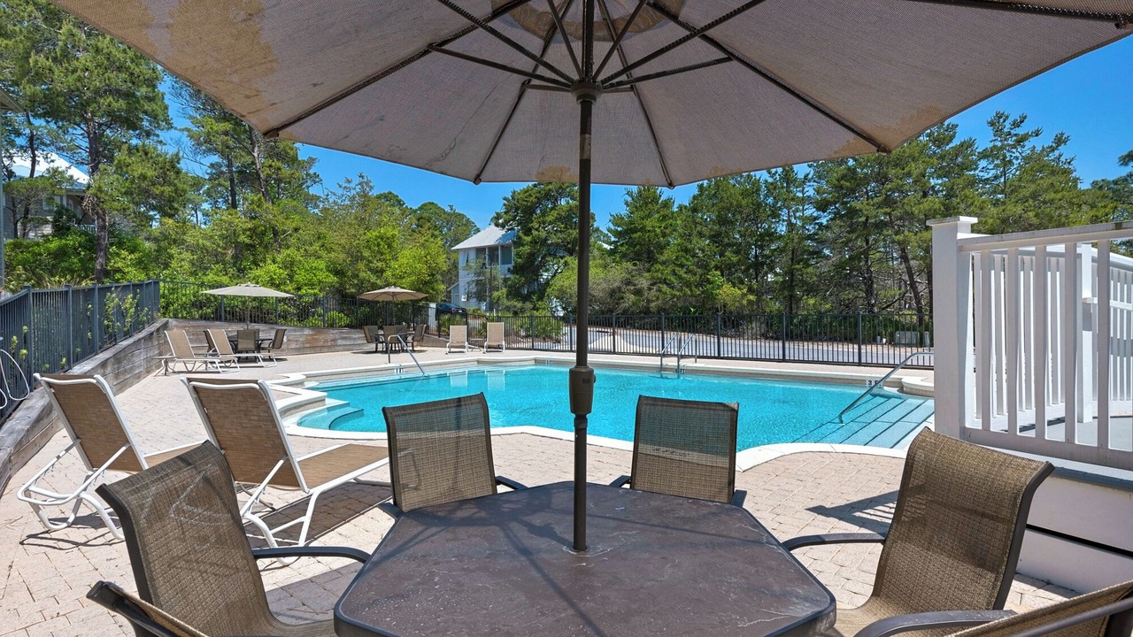 Photo of Outdoor in Lakeside at Blue Mountain Beach