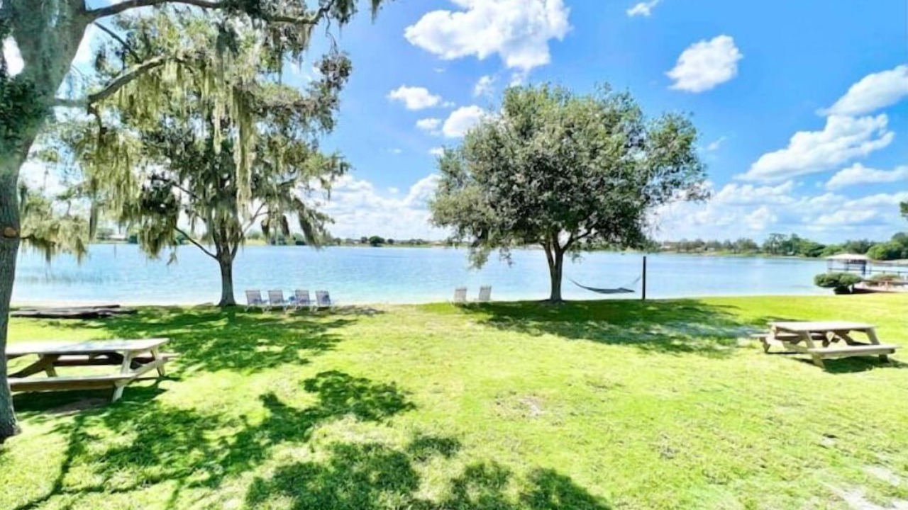 Photo of Outdoor in Avon Park