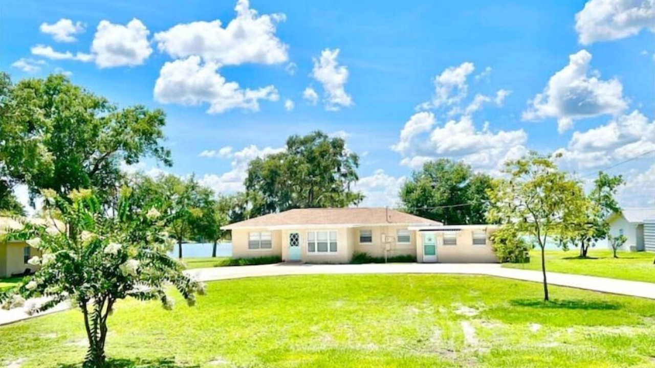 Photo of Outdoor in Avon Park