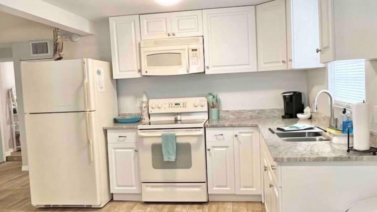 Photo of Kitchen in Avon Park
