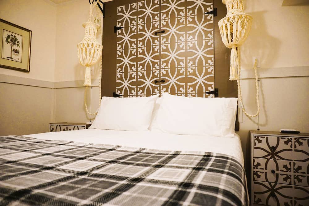 Photo of Bedroom in Yankeetown
