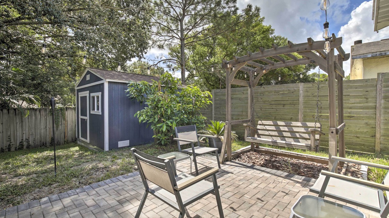 Photo of Patio Balcony in Seffner Community Alliance
