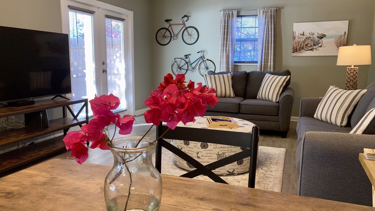Photo of Livingroom in Pinellas Point