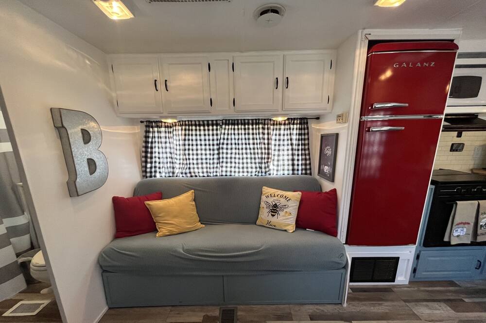 Photo of Livingroom in Norman Park