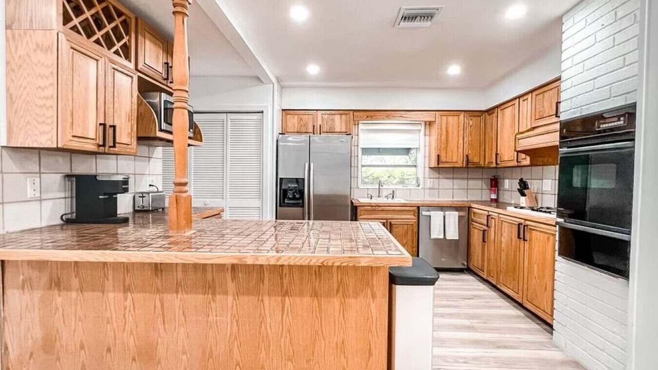 Photo of Kitchen in Central Corals