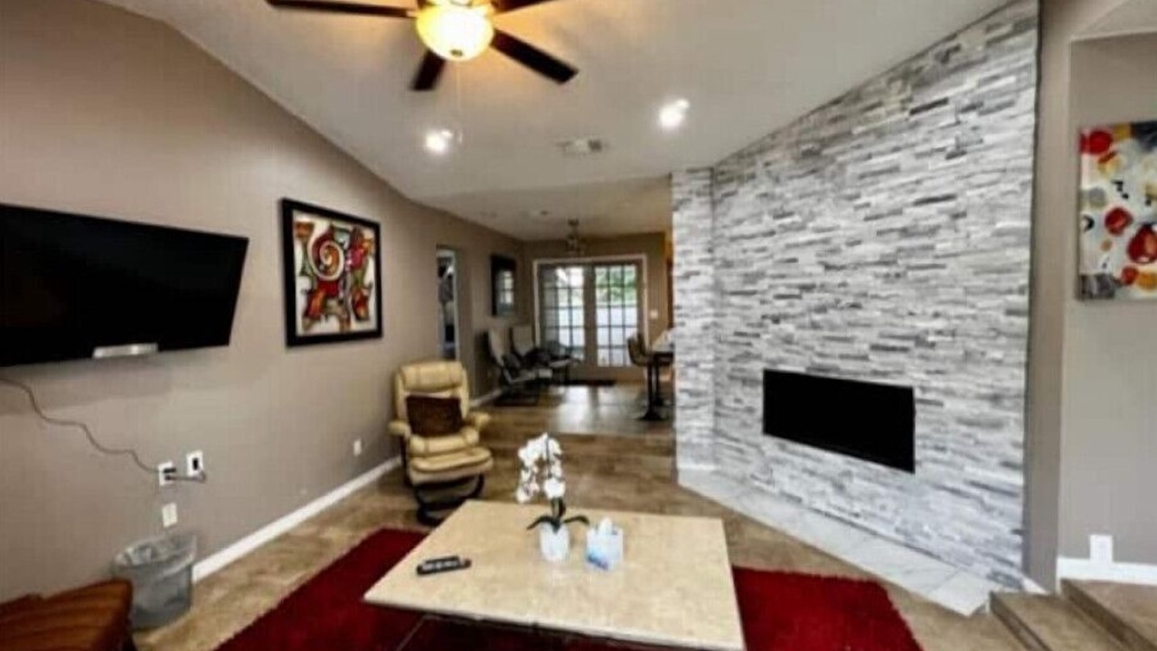 Photo of Livingroom in Port Tampa City