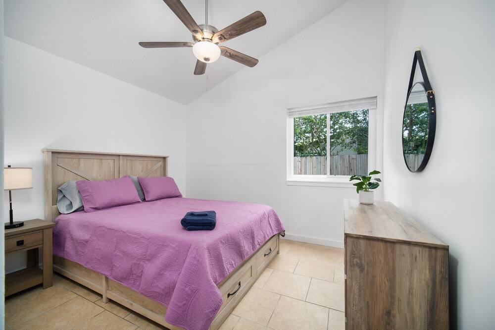 Photo of Bedroom in Southside