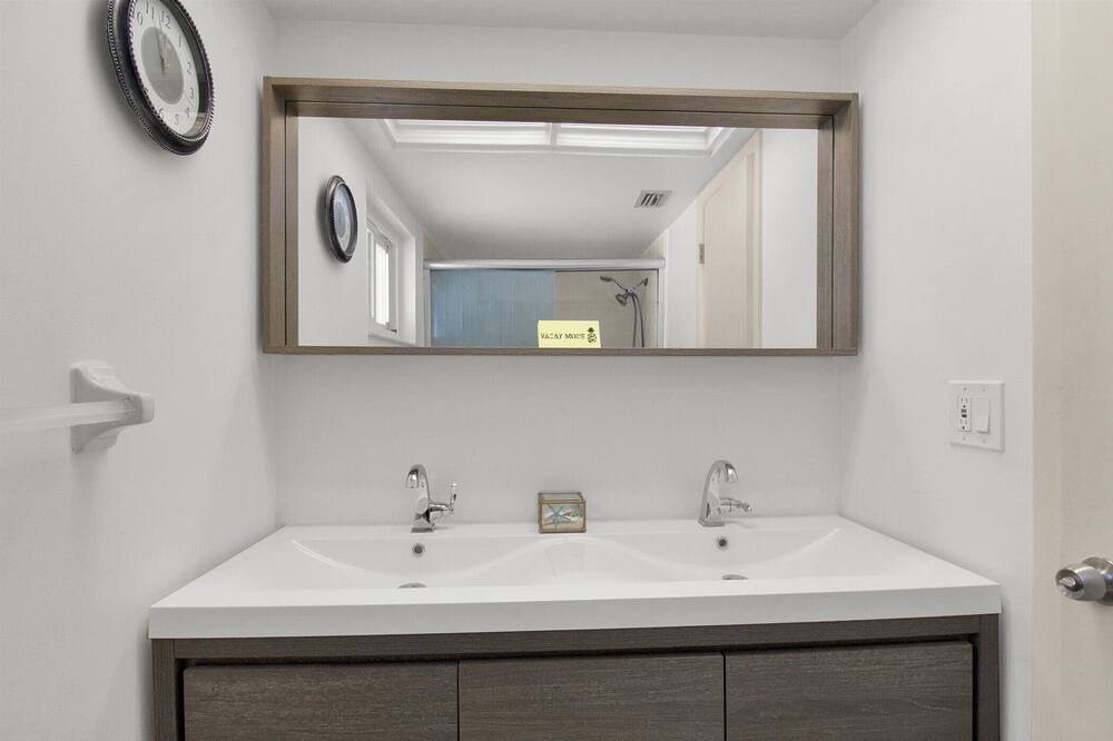 Photo of Bathroom in Dunedin