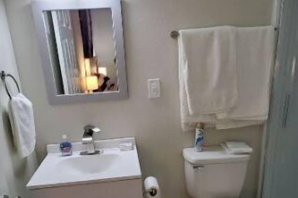 Photo of Bathroom in Seffner Community Alliance