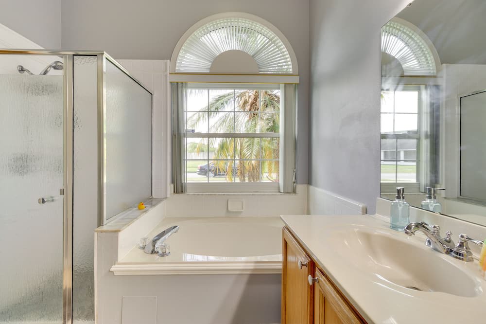 Photo of Bathroom in Orlando