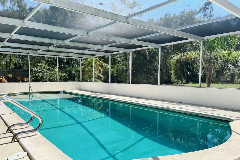 Photo of Outdoor in Lake Sarasota