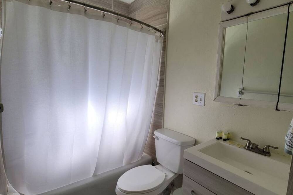 Photo of Bathroom in Fellowship