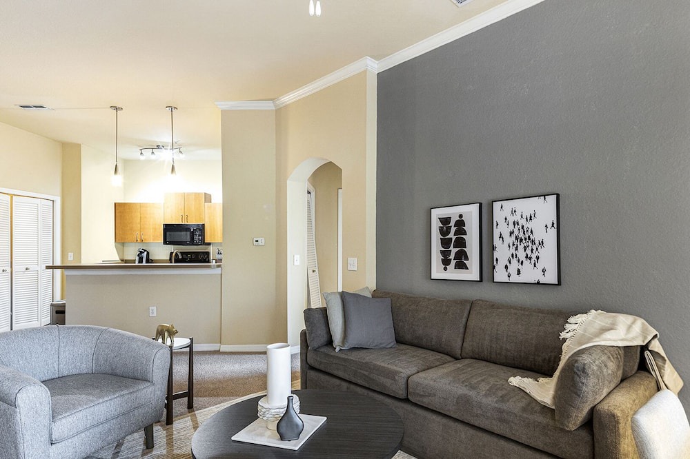 Photo of Livingroom in Wesley Chapel