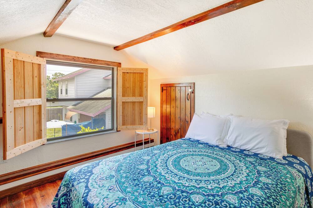 Photo of Bedroom in Seminole