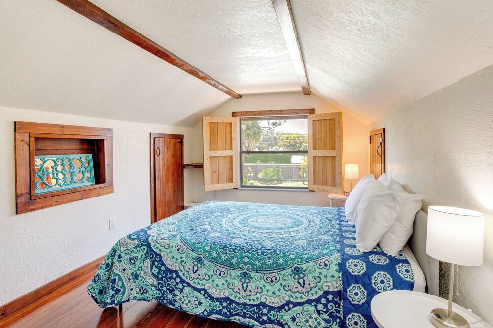 Photo of Bedroom in Seminole