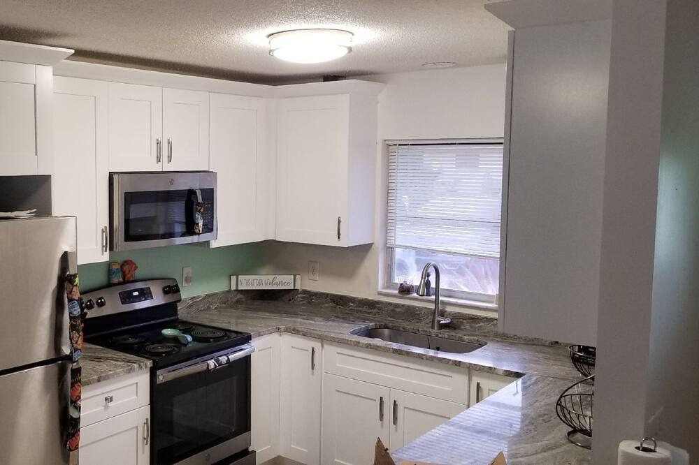 Photo of Kitchen in Venice Gardens