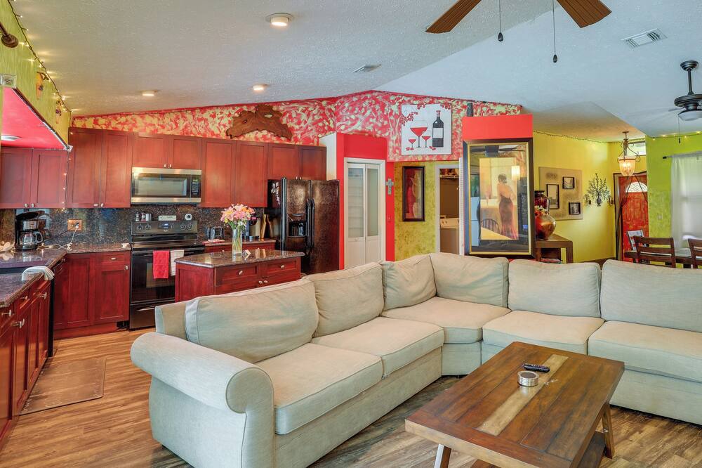 Photo of Livingroom in Port Saint Lucie