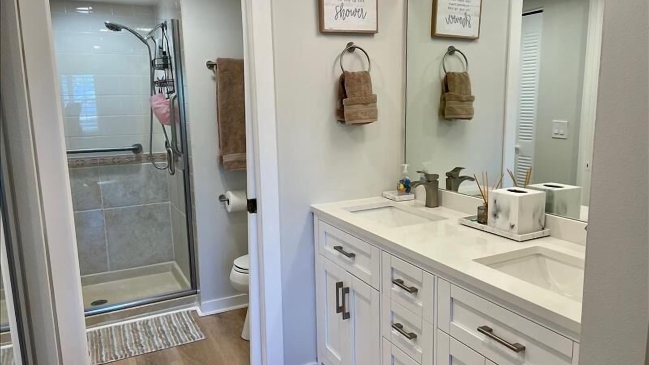 Photo of Bathroom in Trailer Estates
