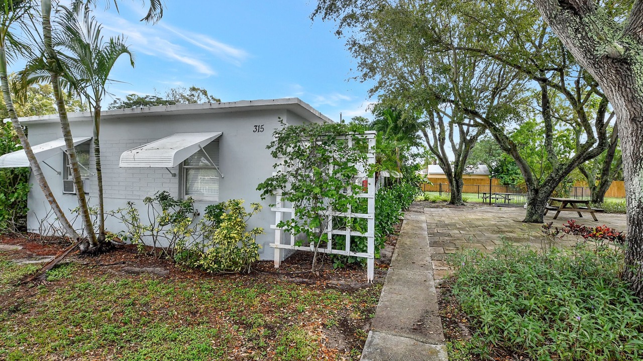 Photo of Outdoor in Delray Beach