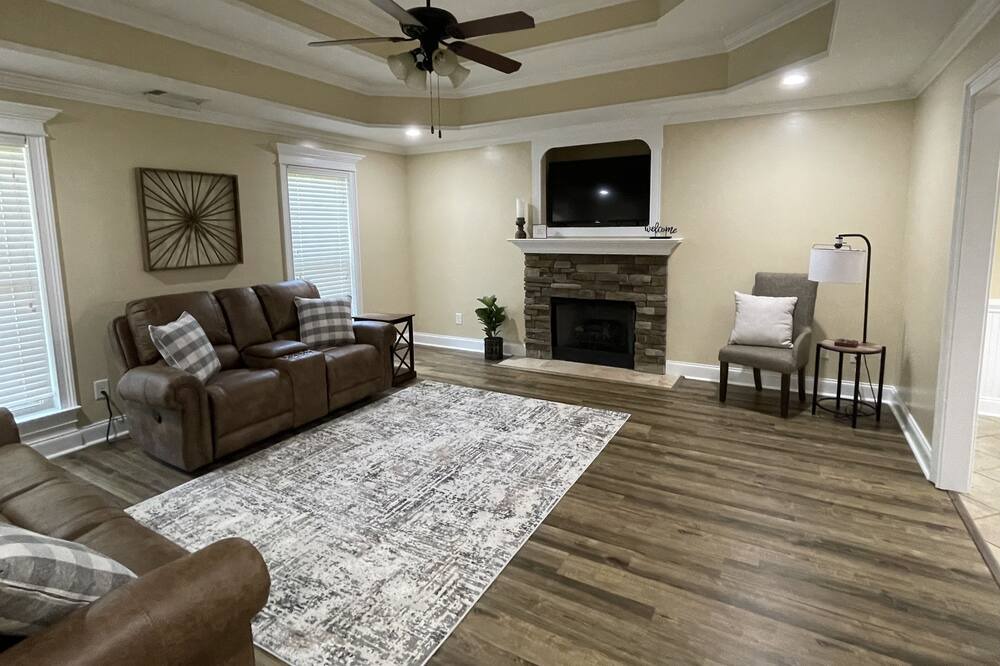 Photo of Livingroom in Kathleen