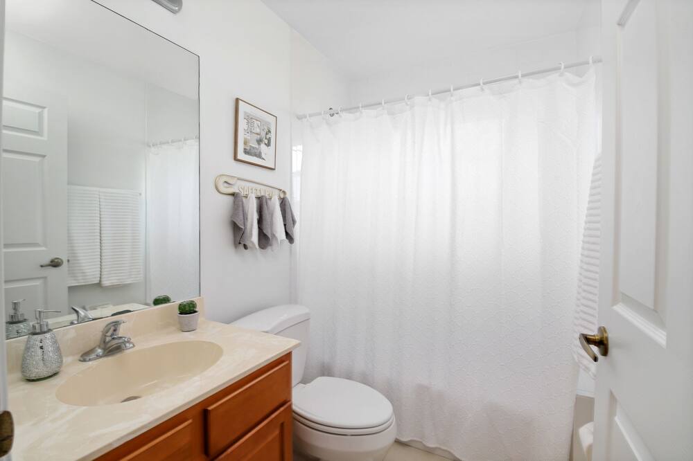 Photo of Bathroom in Port Saint Lucie