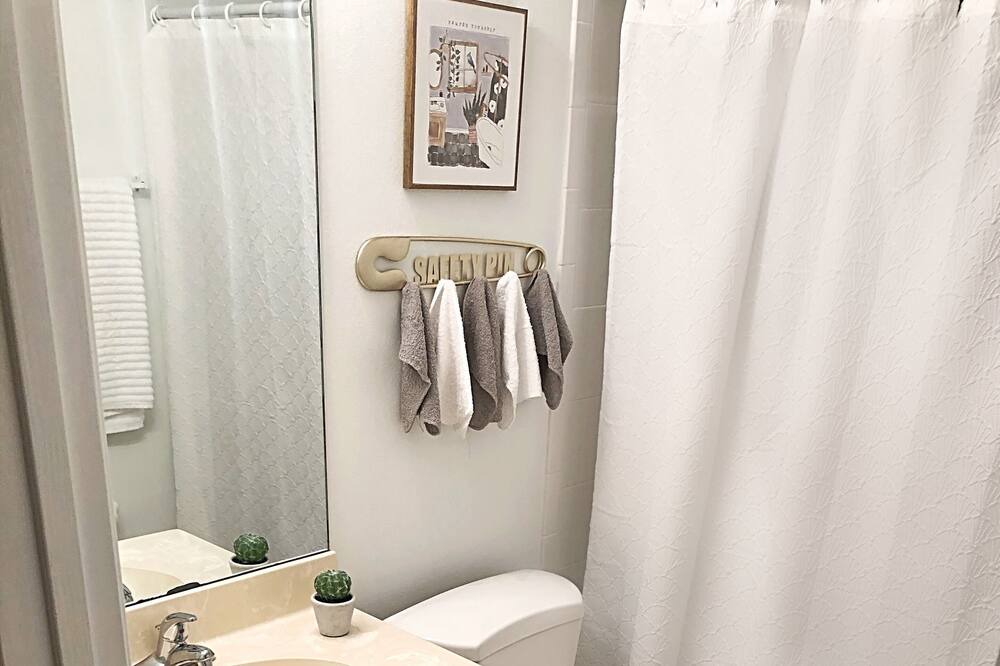 Photo of Bathroom in Port Saint Lucie