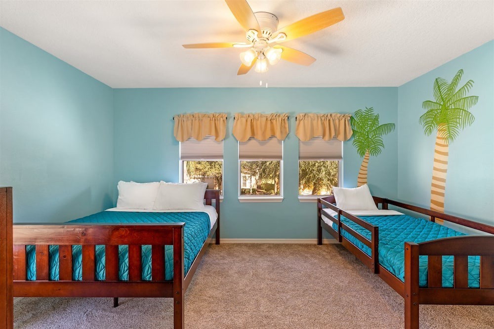 Photo of Bedroom in Watersong