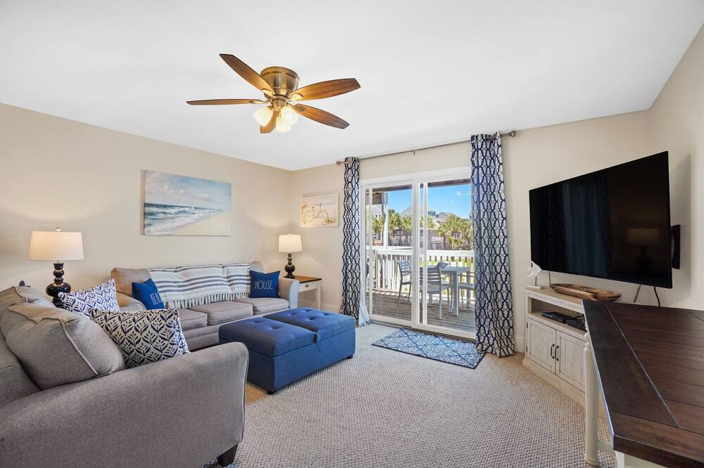 Photo of Livingroom in Port St. Joe