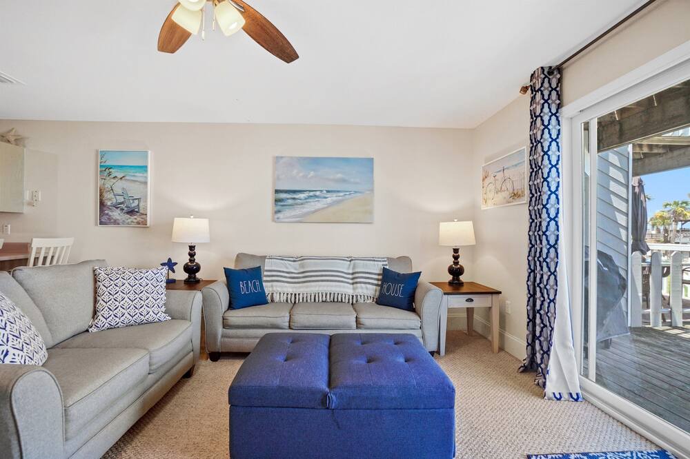 Photo of Livingroom in Port St. Joe