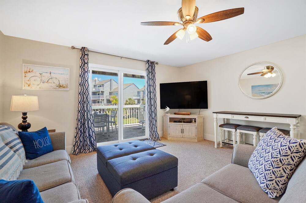 Photo of Livingroom in Port St. Joe