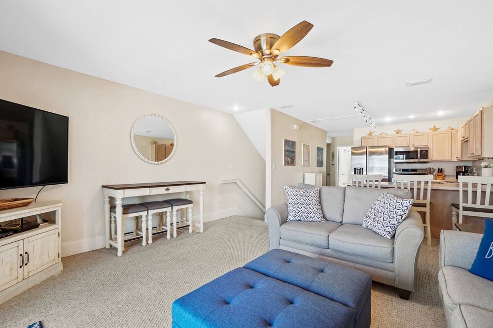 Photo of Livingroom in Port St. Joe