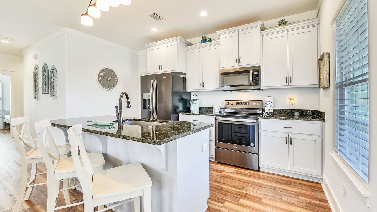 Photo of Kitchen in Laguna Beach