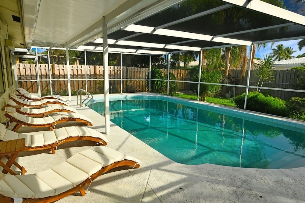 Photo of Outdoor in Coral Heights