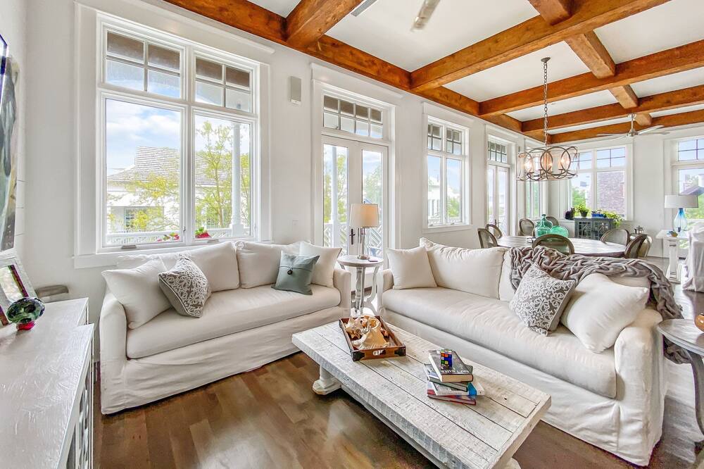 Photo of Livingroom in Rosemary Beach