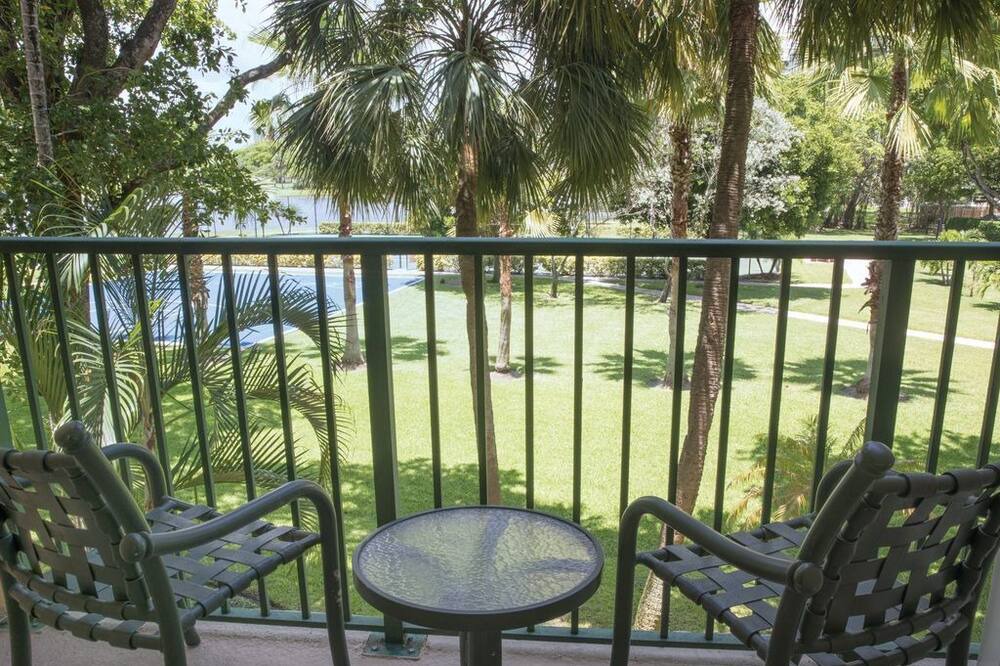 Photo of Patio Balcony in Survey Creek
