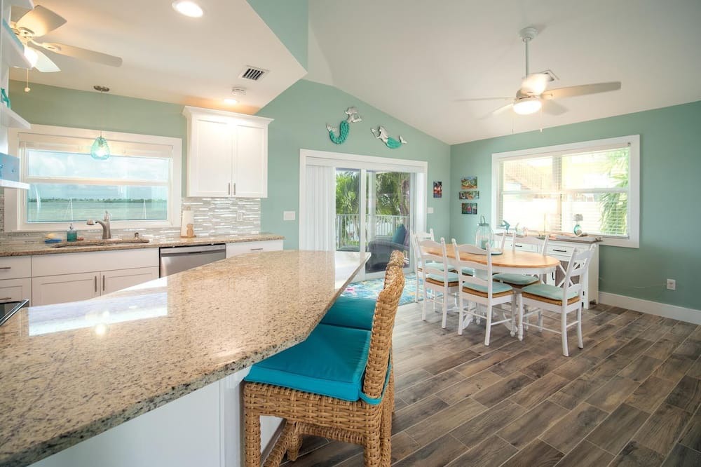 Photo of Kitchen in Breezeswept Beach Estates