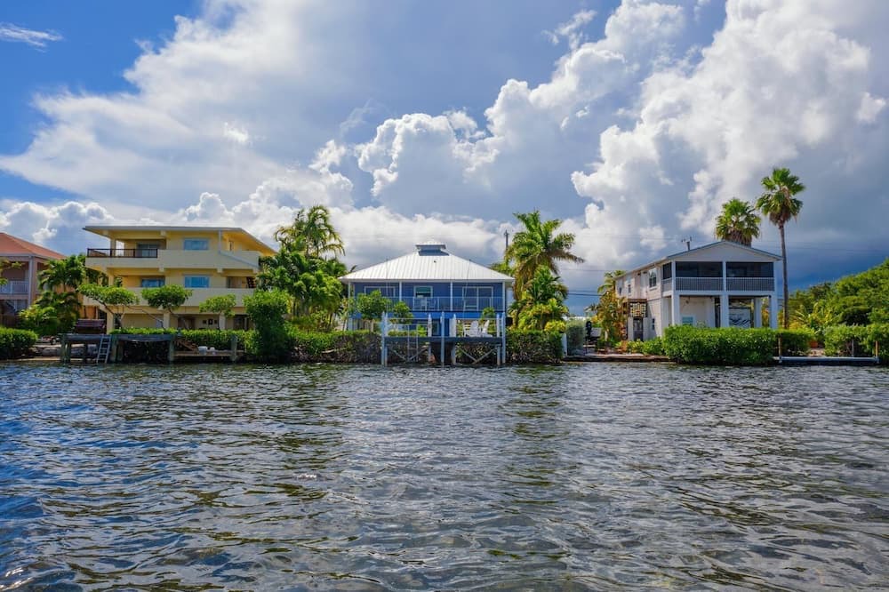 Photo of Outdoor in Breezeswept Beach Estates