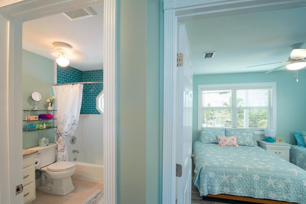 Photo of Bedroom in Breezeswept Beach Estates