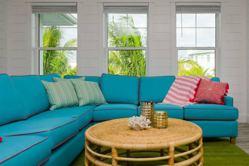 Photo of Livingroom in Anna Maria