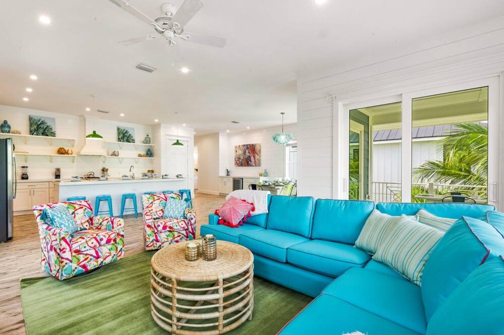 Photo of Livingroom in Anna Maria