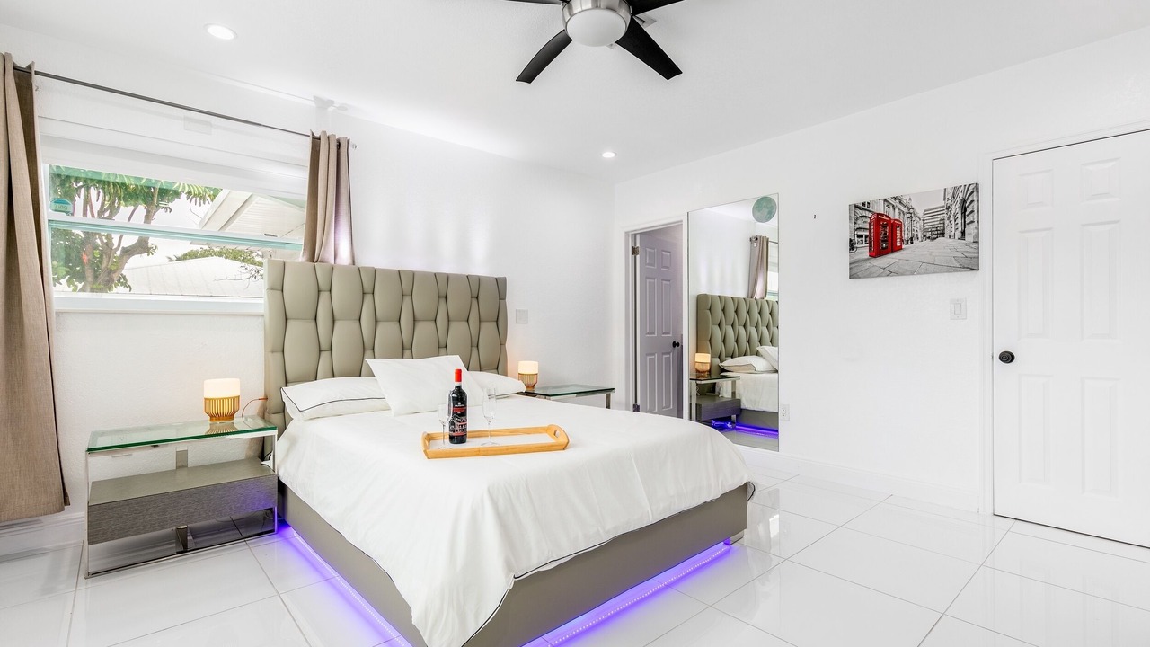 Photo of Bedroom in Lake Clarke Shores