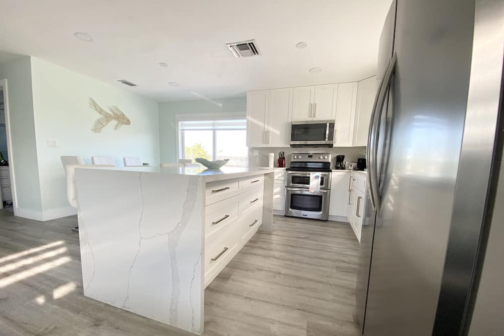 Photo of Kitchen in Twin Lakes