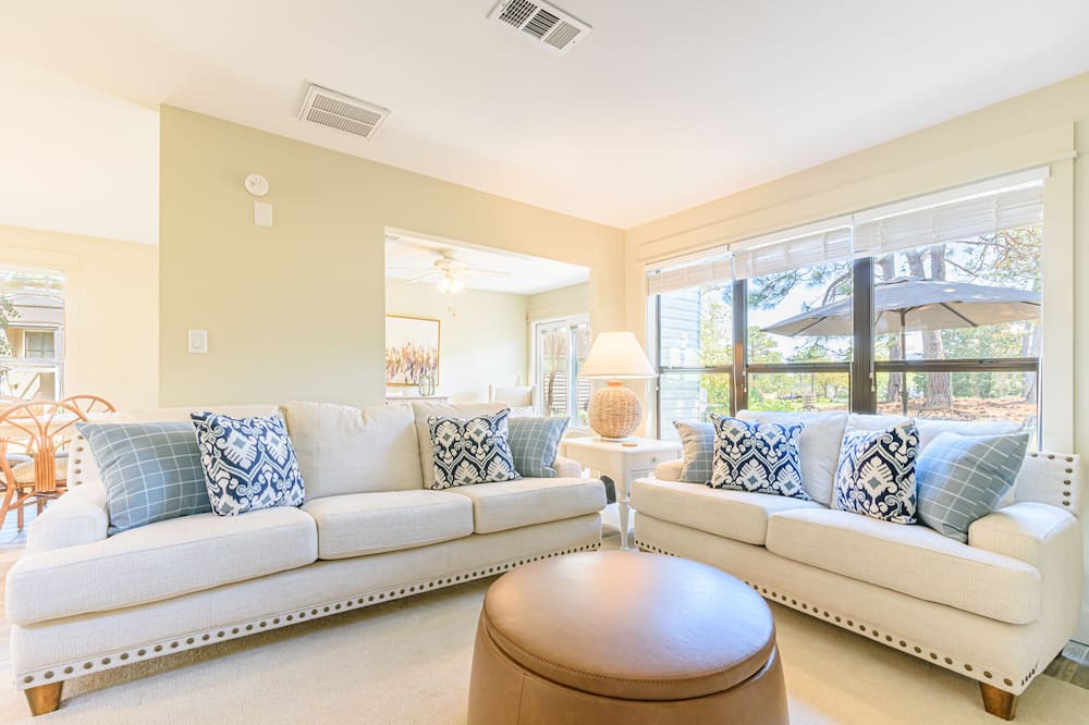 Photo of Livingroom in Sandestin