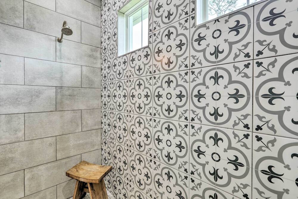 Photo of Bathroom in Wedgefield