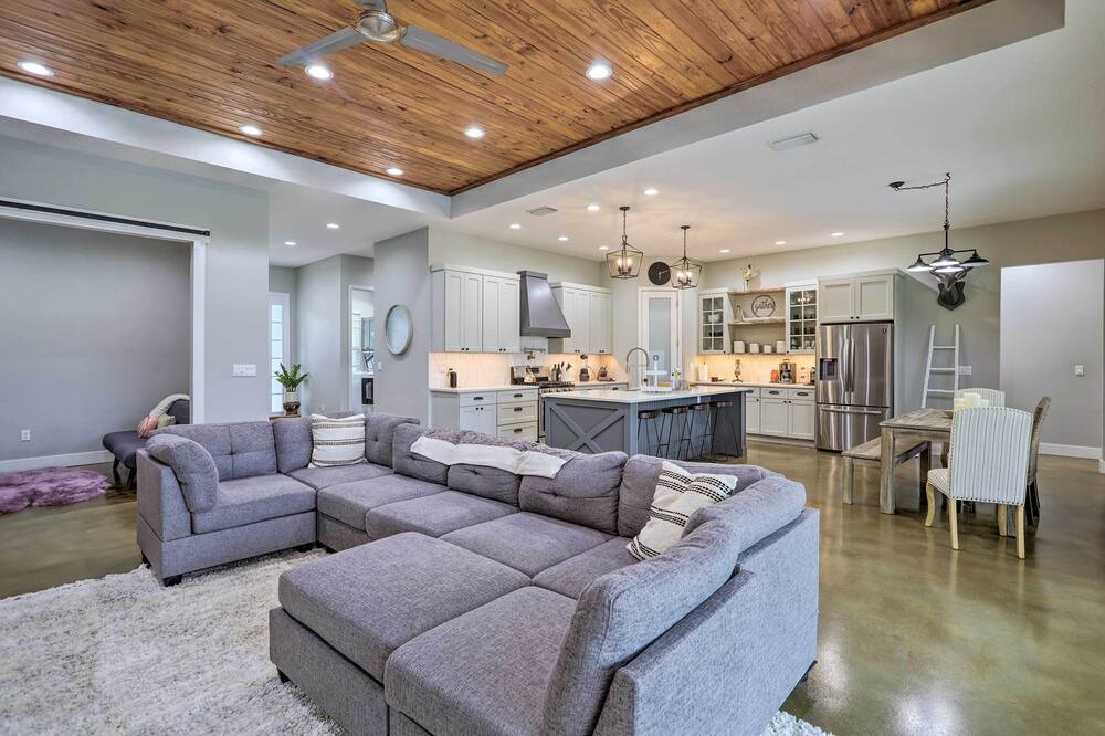 Photo of Livingroom in Wedgefield