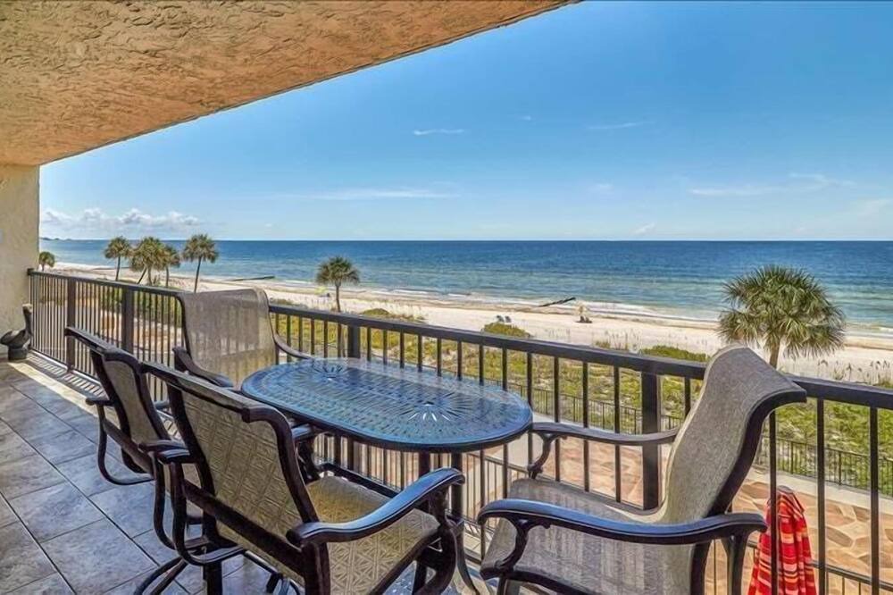 Photo of Patio Balcony in Madeira Beach