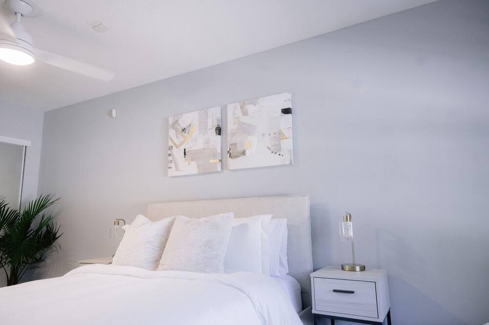 Photo of Bedroom in Conway