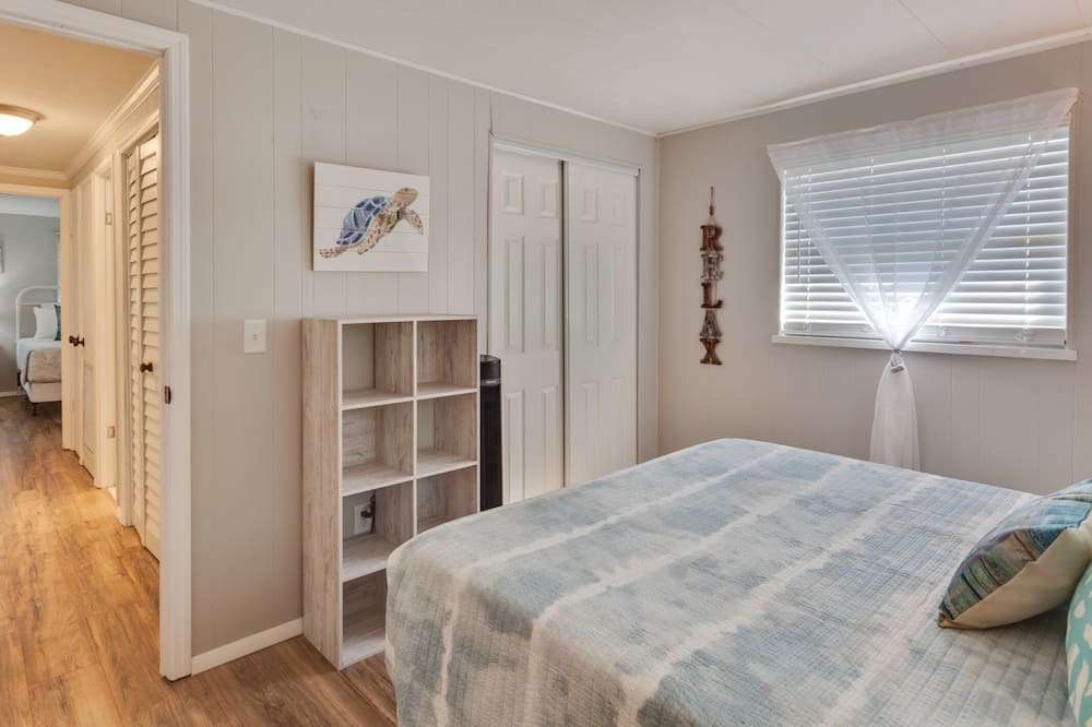 Photo of Bedroom in Saint Augustine Shores